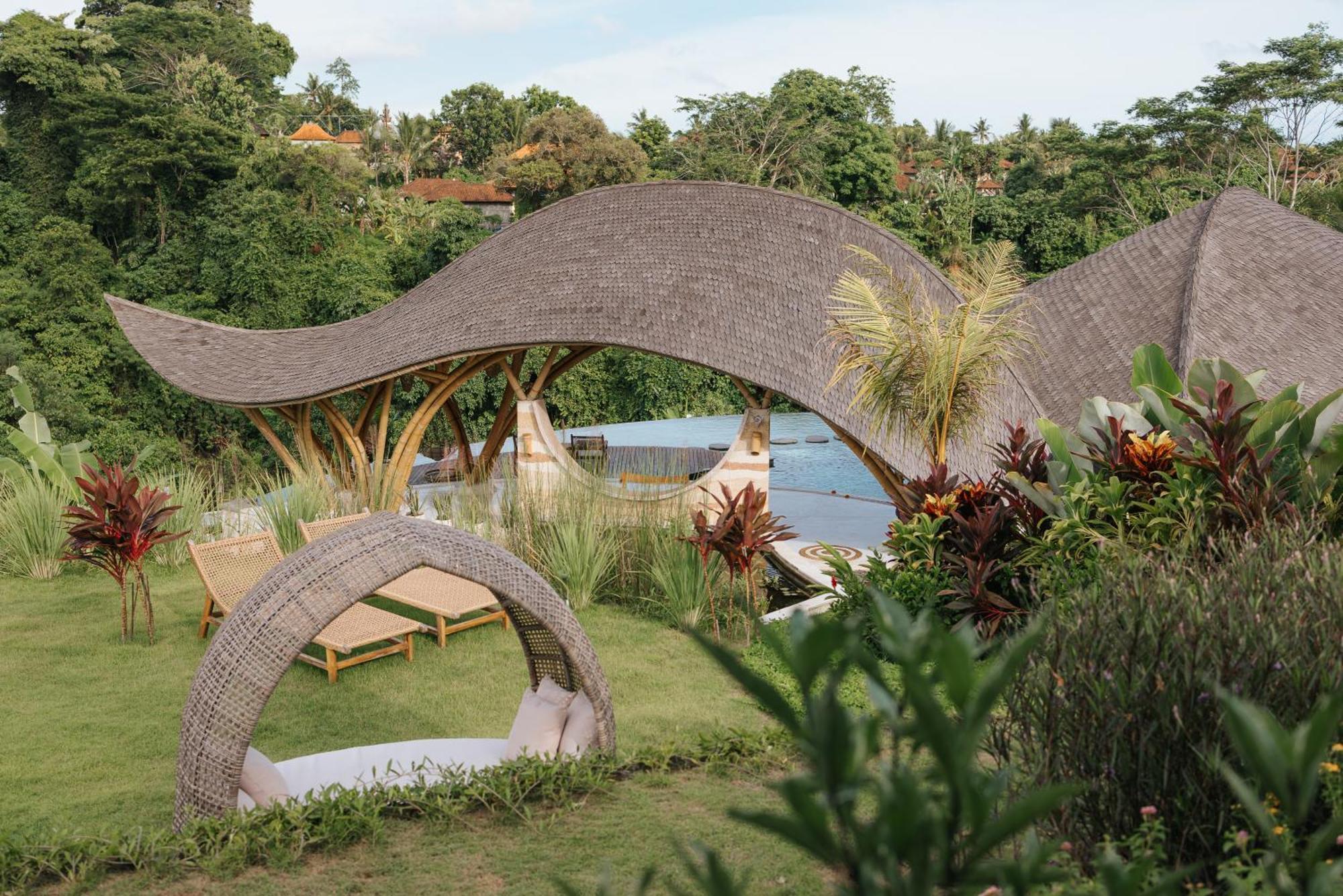 ホテル Solana Wellness Retreat ウブド エクステリア 写真